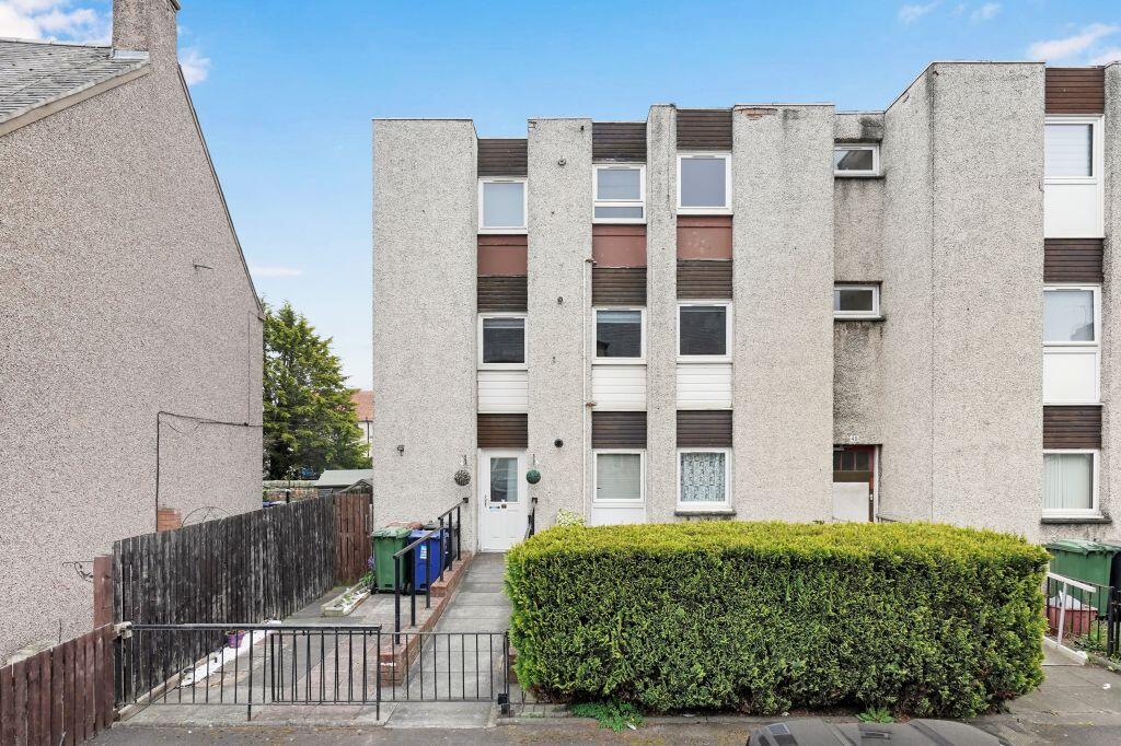Main image of property: 48/4 Saint Andrew Street, Dalkeith, EH22 1BJ