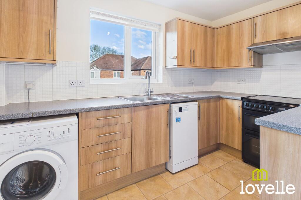 Apartment in Hull - View 2