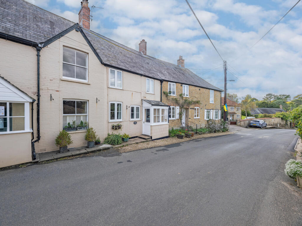 Main image of property: Broadwindsor, Dorset