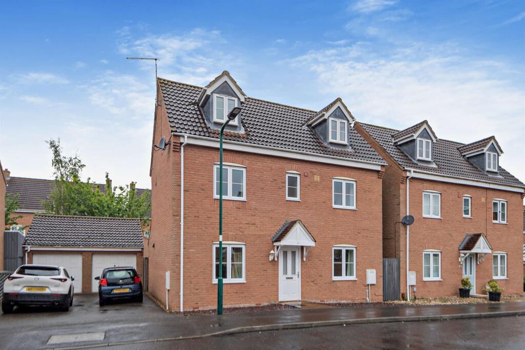 Main image of property: Hansel Close, Peterborough