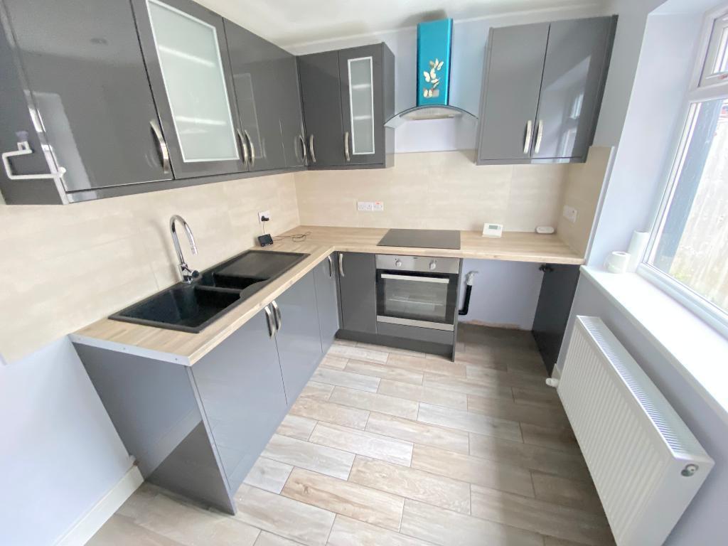 House in Stoke-on-Trent - View 5