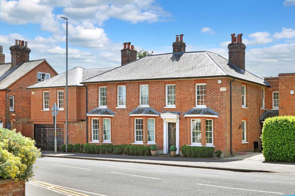 Main image of property: Aylesbury End, Beaconsfield, Buckinghamshire, HP9