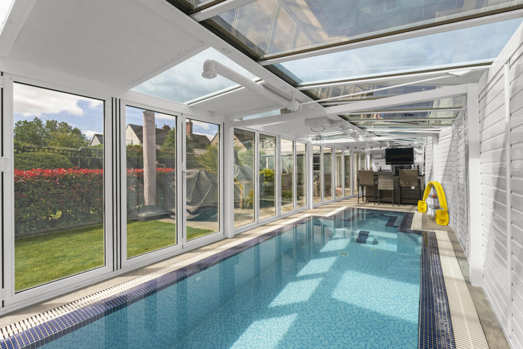 Park Avenue, Harlow, Essex, CM17 photo 4