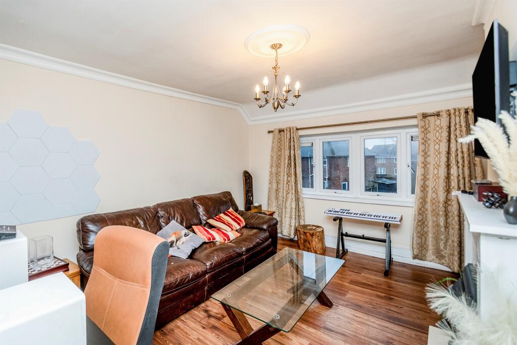 Wolmer Road, Ashmore Park, Wolverhampton - View 5