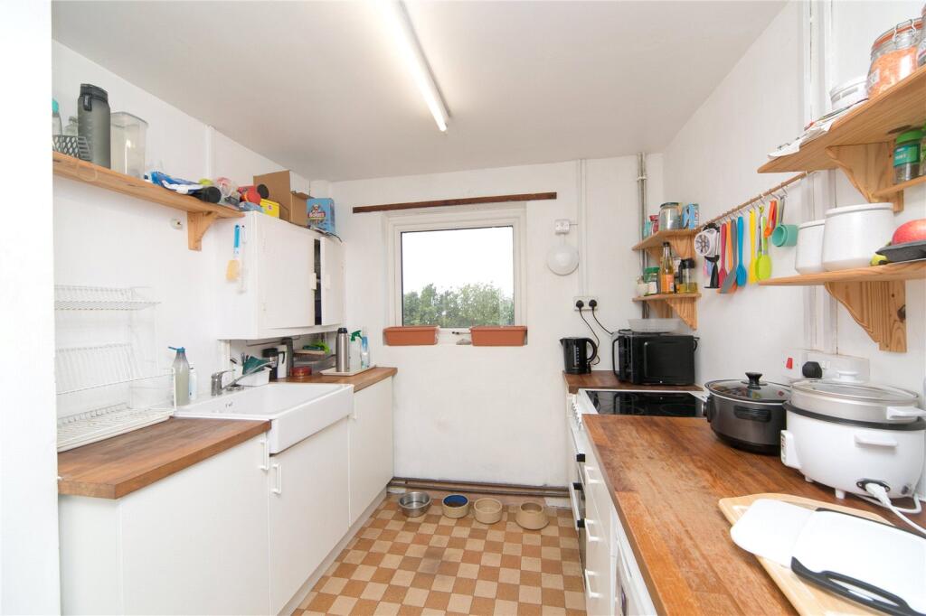 Sefton Road, Old Colwyn, Colwyn Bay, Conwy, LL29 photo 3