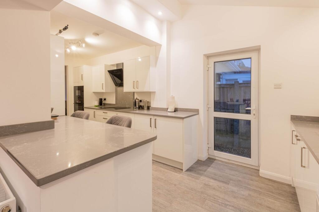 Beacon Way, Stanway, CO3 photo 4