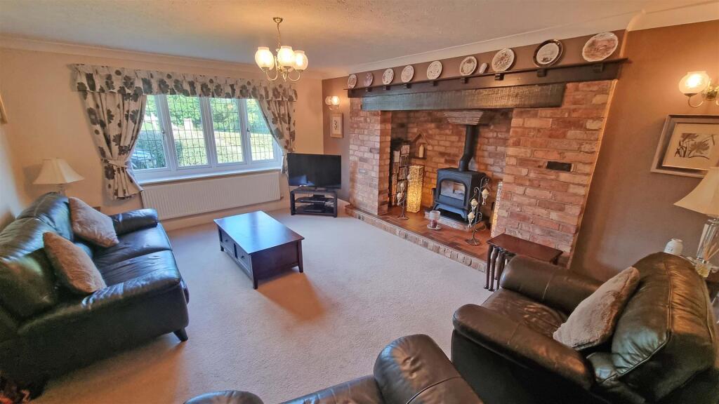 Additional image 3 of Hollywood Lane, Hollywood