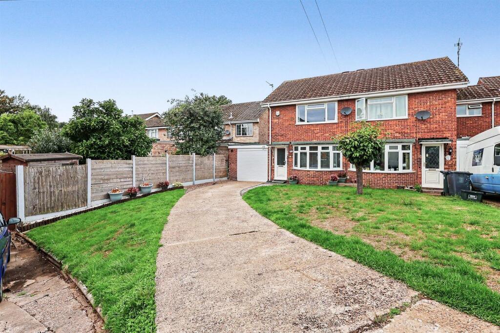 Main image of property: Lorimer Avenue, Gedling, Nottingham