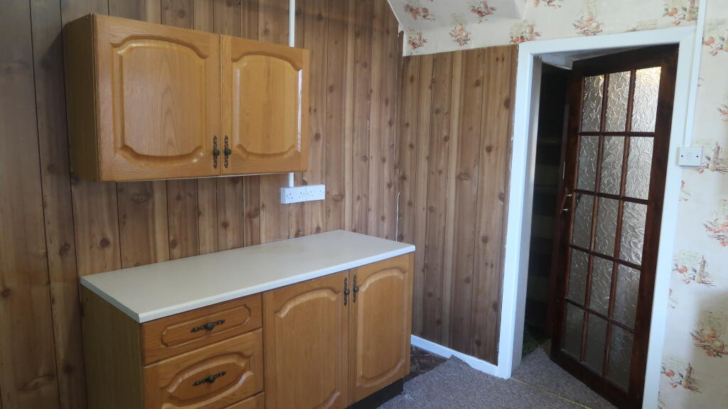 House in New Tredegar, Caerphilly - View 4