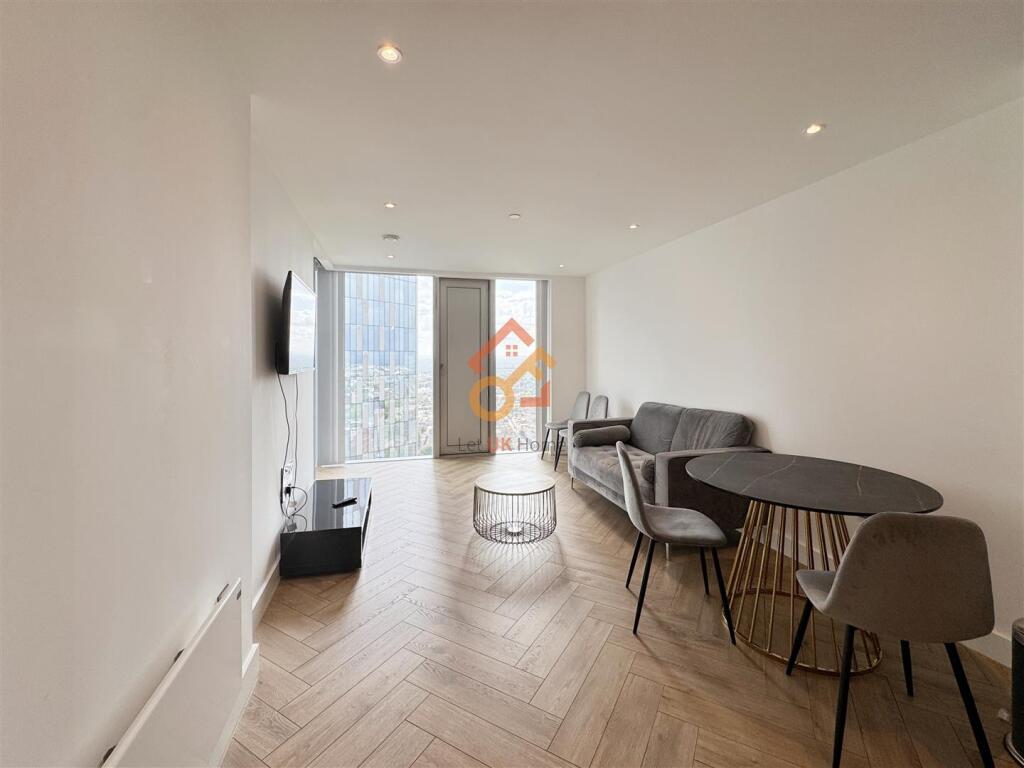 Elizabeth Tower, 141 Chester Road, Manchester M15 photo 2
