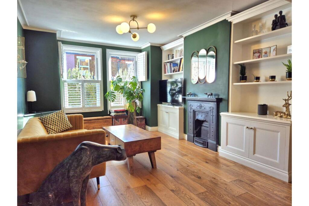House in London, Hanwell - View 2