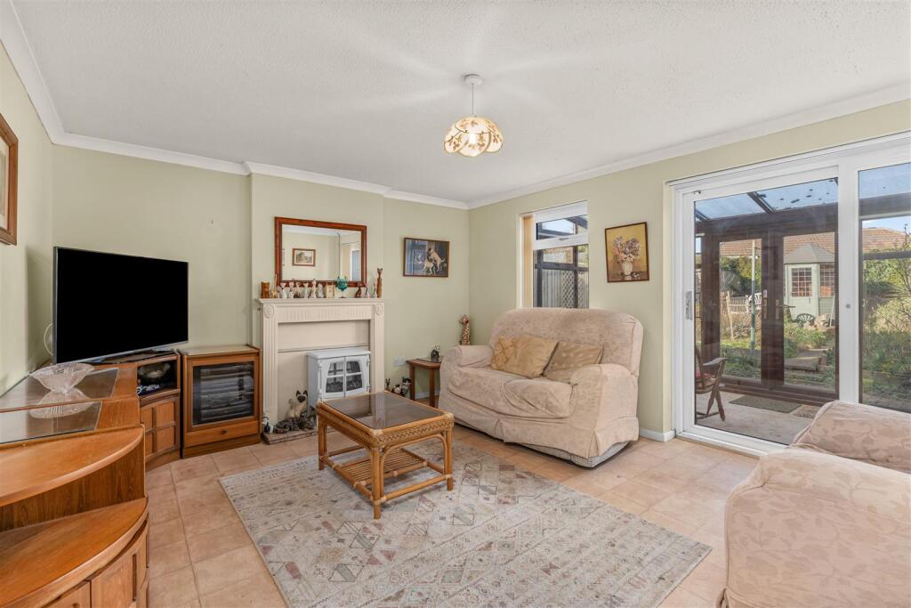 House in Cherwell, Timms Estate, Banbury - View 2