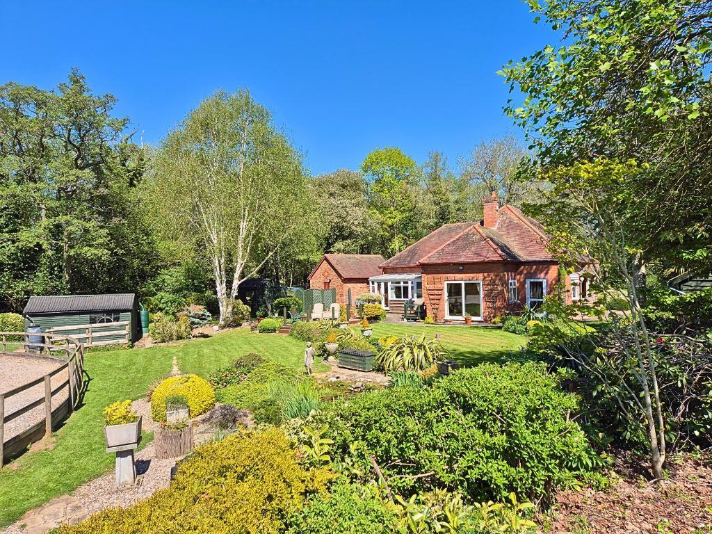 Main image of property: Middleton Road, Kimbolton, Leominster, Herefordshire, HR6 0JA