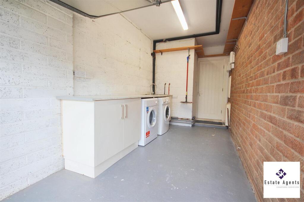 House in Sheffield - View 4