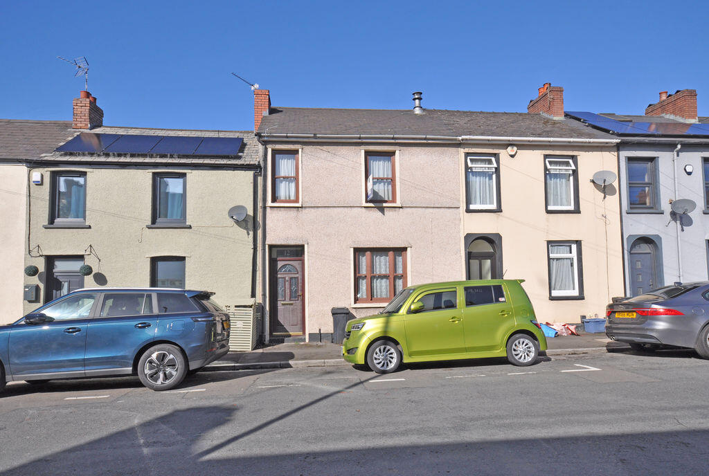 2-bed terraced on Albert Avenue, Newport, £170,000