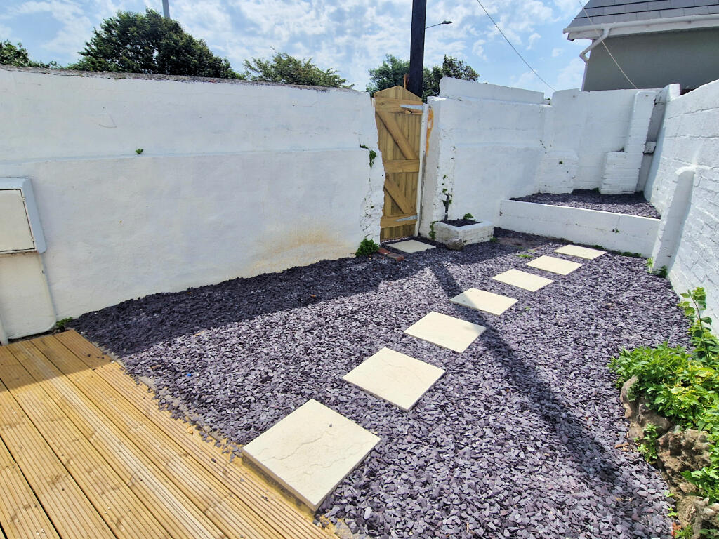 House in Porthcawl, Nottage - View 2