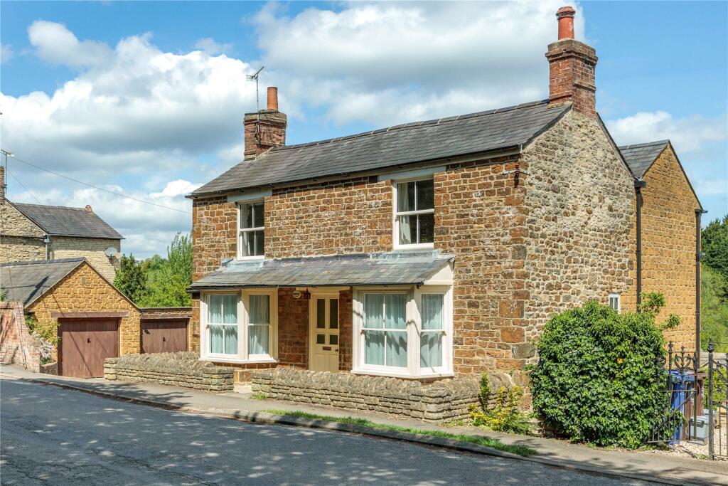 Main image of property: Heyford Road, Steeple Aston, Bicester, Oxfordshire, OX25