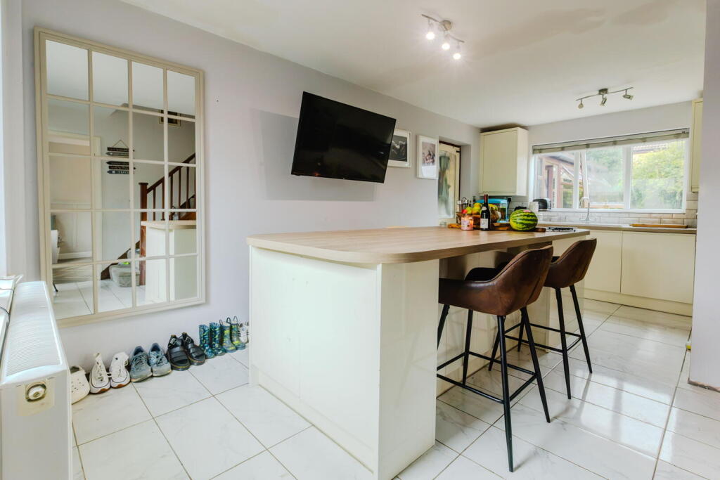 House in Peterborough - View 5