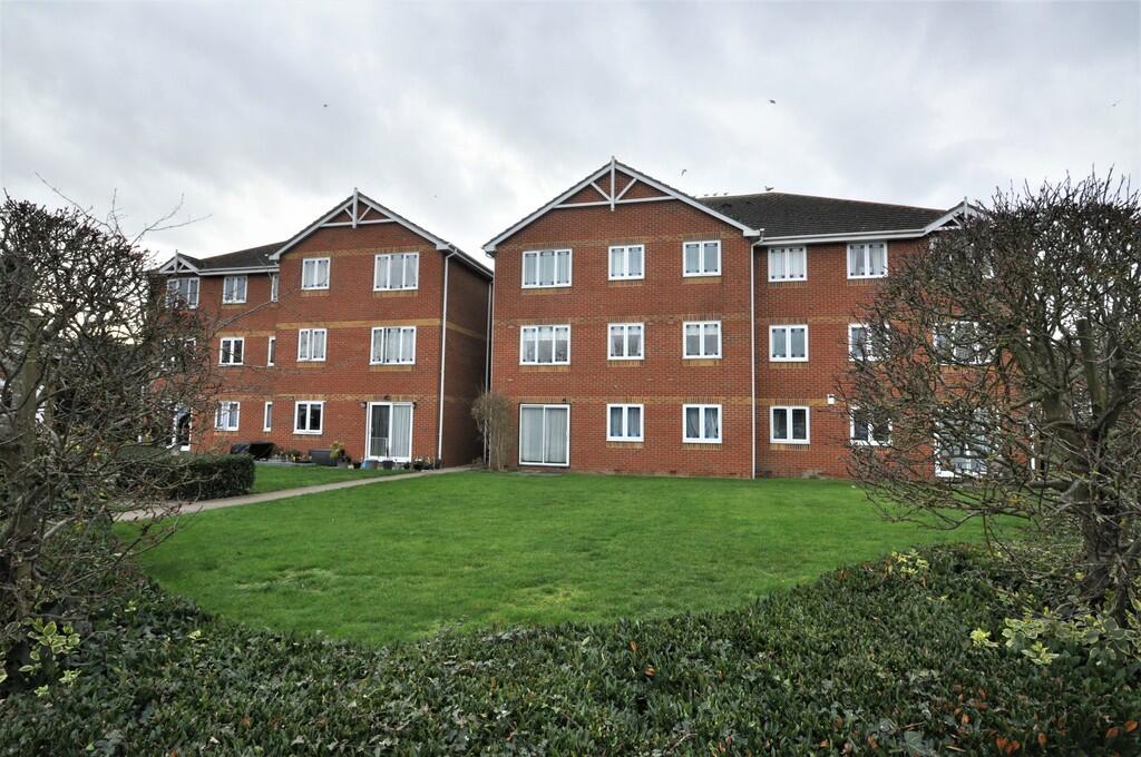 Main image of property: Queens Lodge, Hadleigh, Essex, SS7 1NY