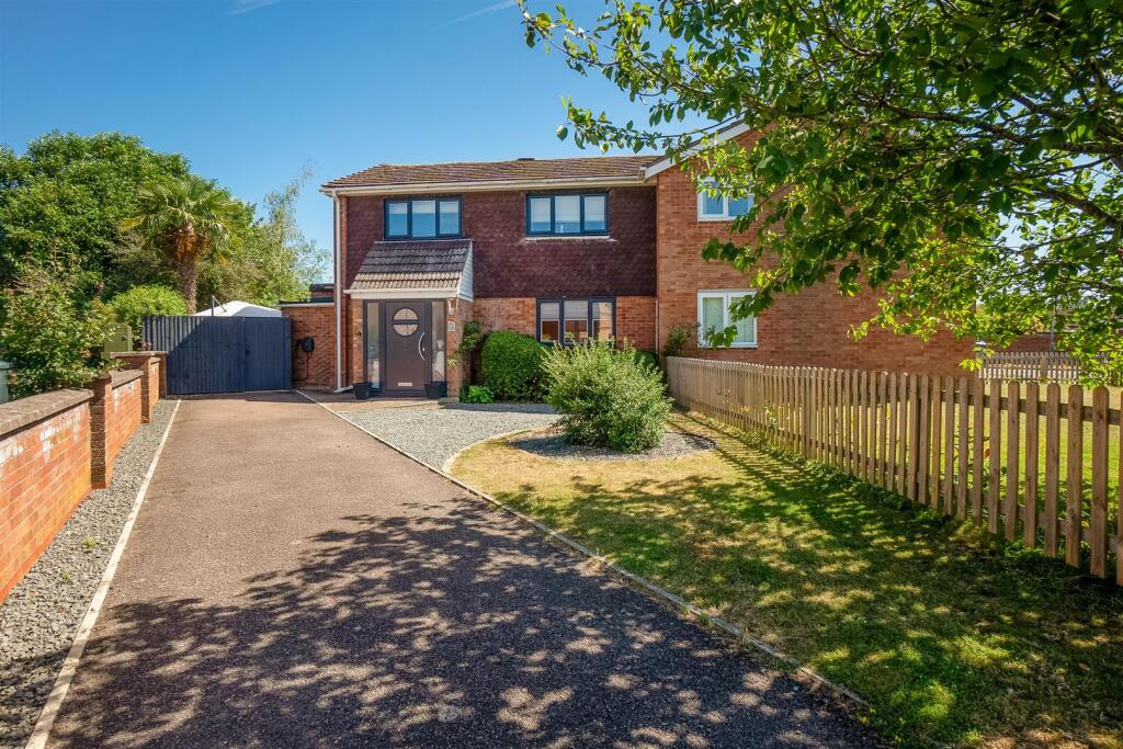 Main image of property: Mayo Road, Shipston-On-Stour