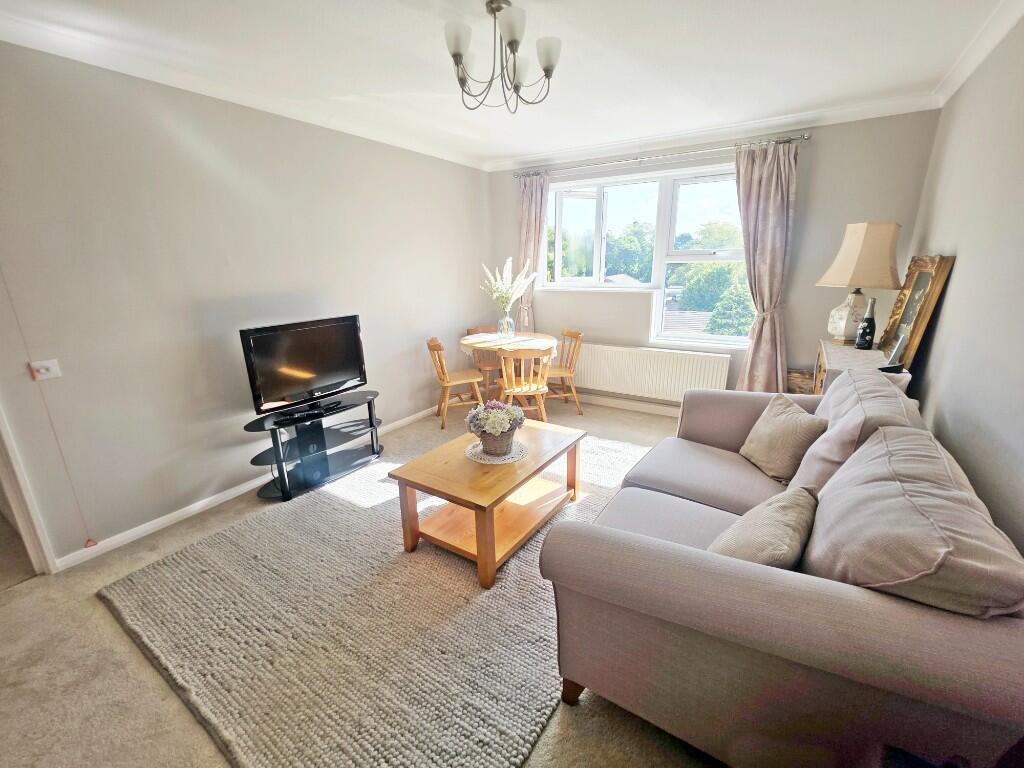 Leonard Hackett Court, St. Winifreds Road, Bournemouth, BH2 - View 5