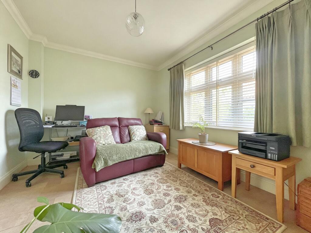 House in Colchester, Tiptree - More