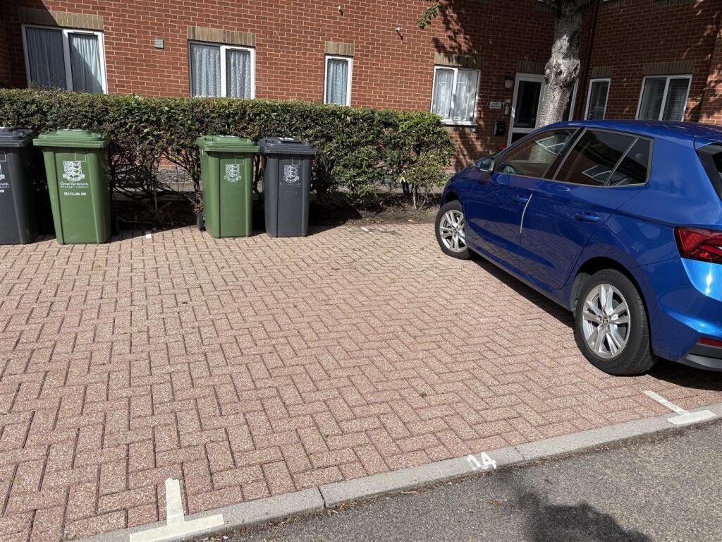 Property photo 11