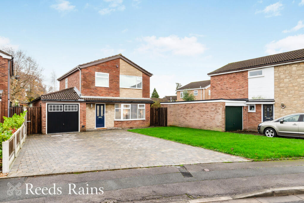 Main image of property: Long Close, Leyland, Lancashire, PR26