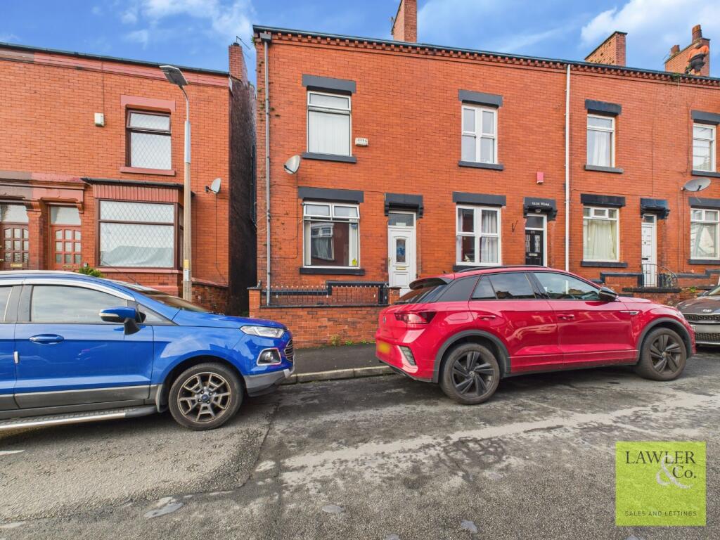 Main image of property: West Street, Stalybridge, Greater Manchester, SK15 1NE