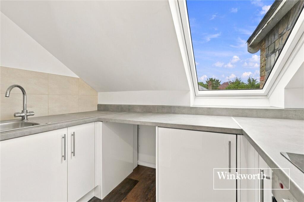 Apartment in London - More