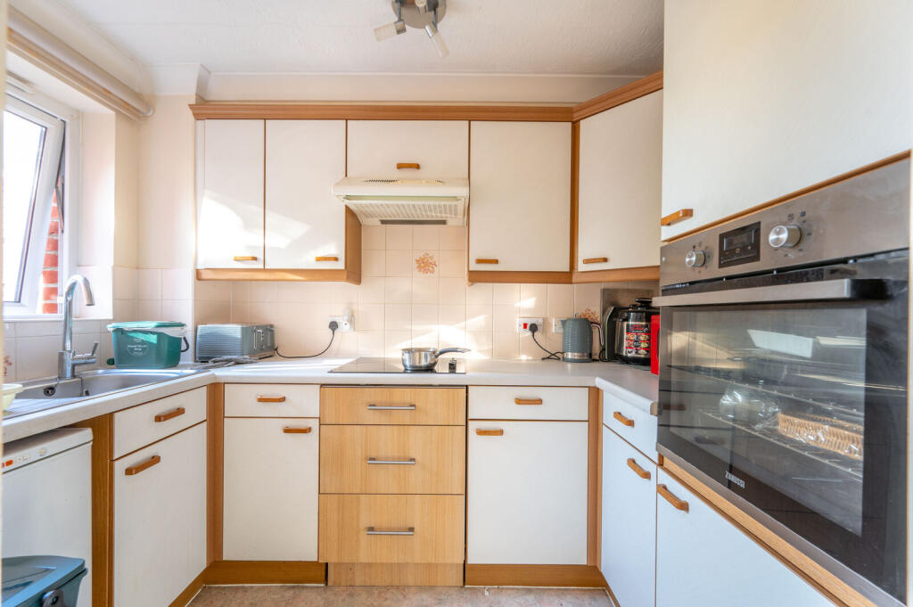 Apartment in London - View 5