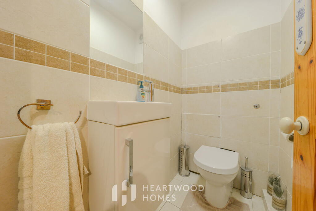 Additional image 7 of Cotton Field, Hatfield, AL10 0DQ