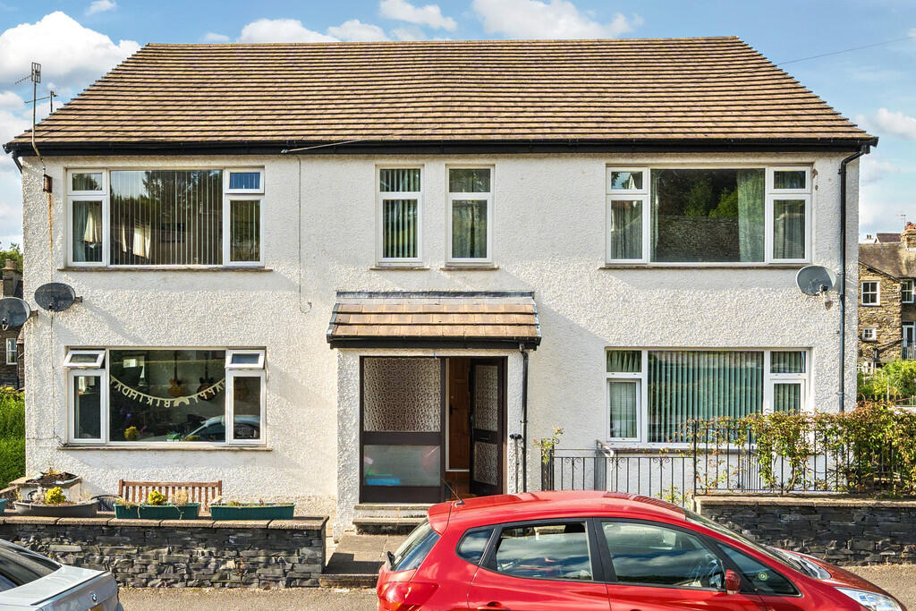 Main image of property: 3 Thornbarrow Close, Windermere, Cumbria, LA23 2EW