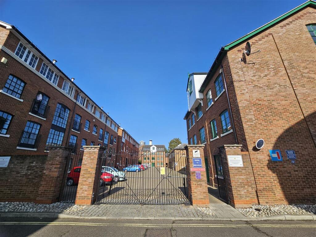 Property photo 11