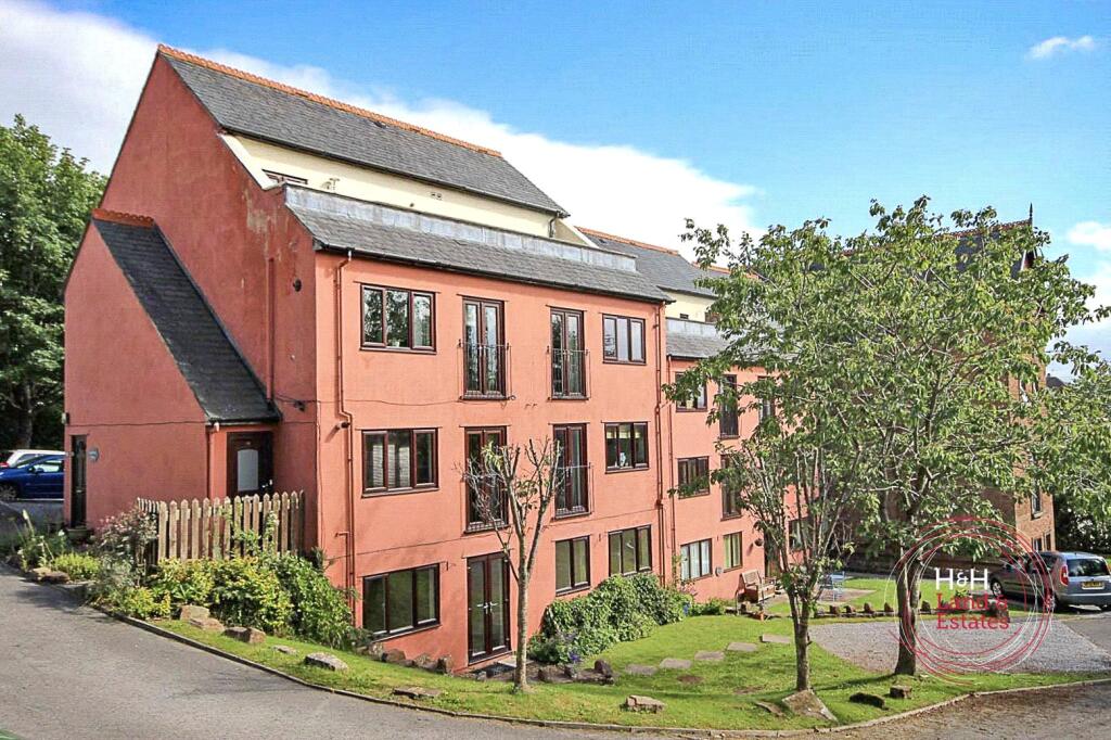 Main image of property: Flat 11, Abbotsford House, Wordsworth Street, Penrith, Cumbria