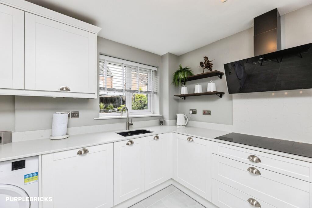 House in Pontefract, Hemsworth - More