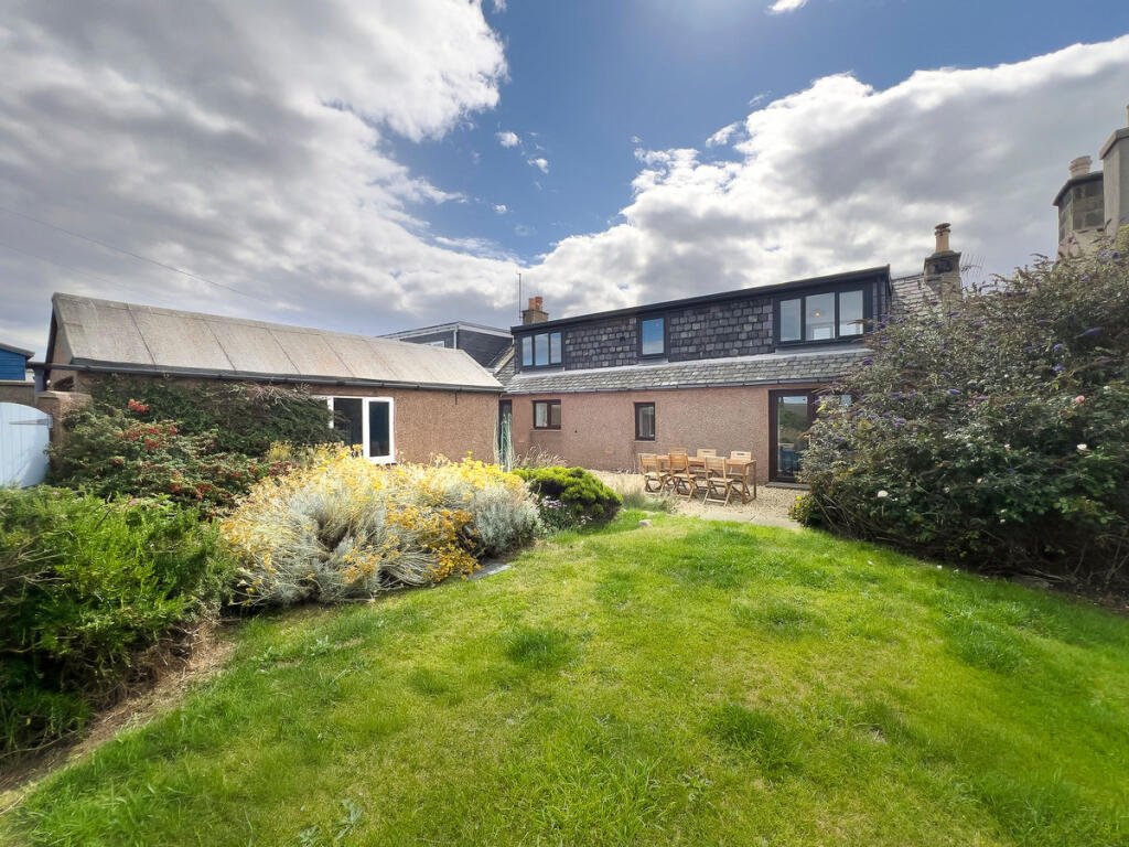 House in Burghead, Moray - View 4