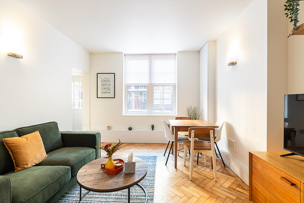 Main image of property: Sumner Street, London, SE1