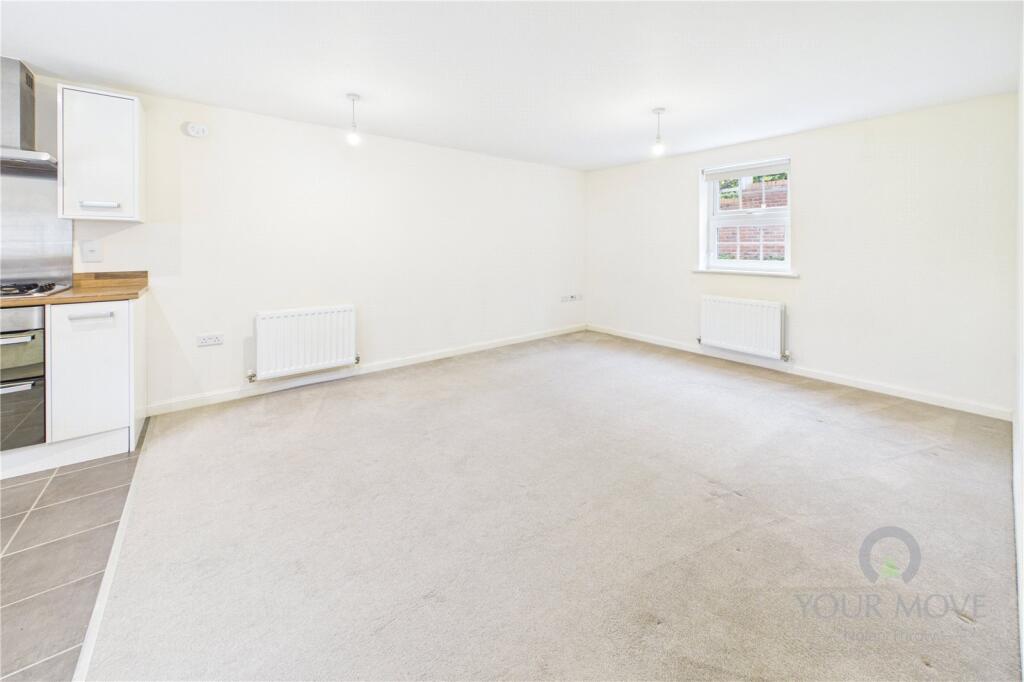 Apartment in Northampton - View 5