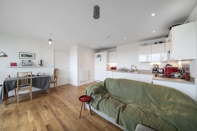 Apartment in Harrow - View 3