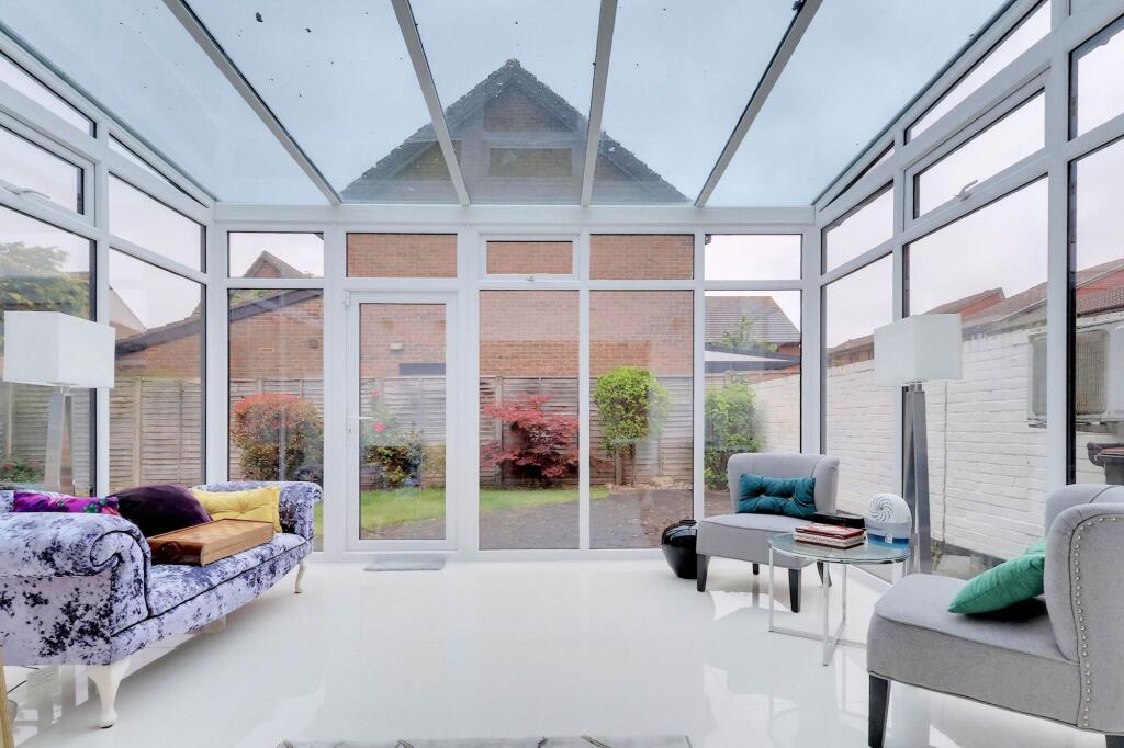 House in London, Shirley - View 5