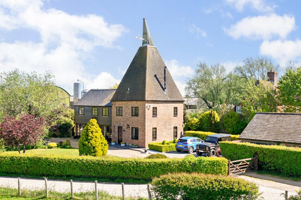 Main image of property: Rolvenden Road, Tenterden, Kent, TN30
