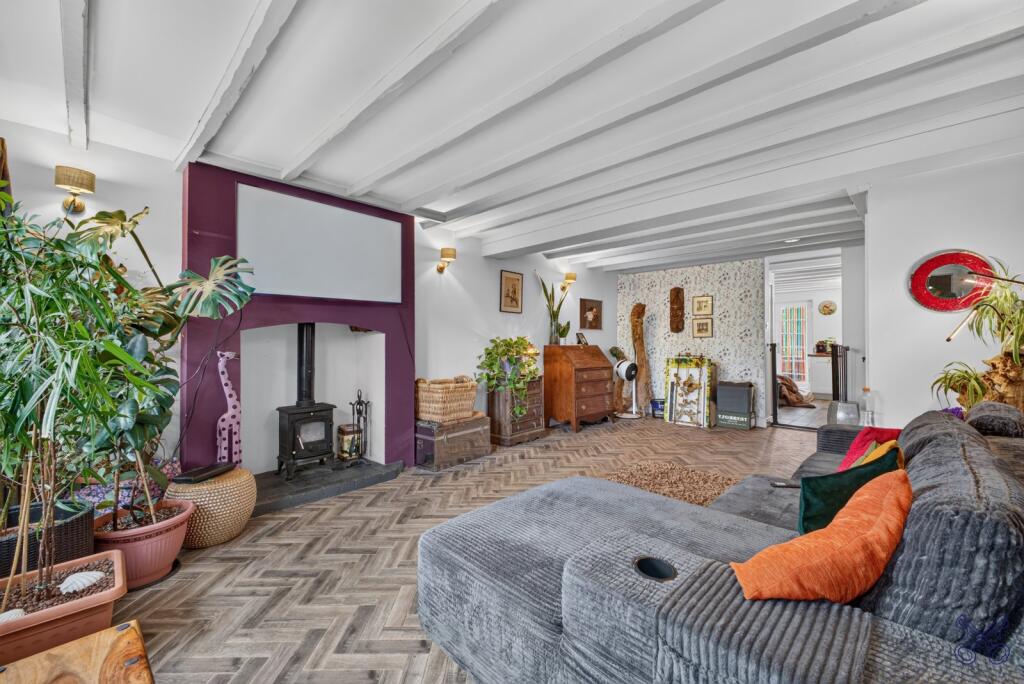 House in Dudley - View 2