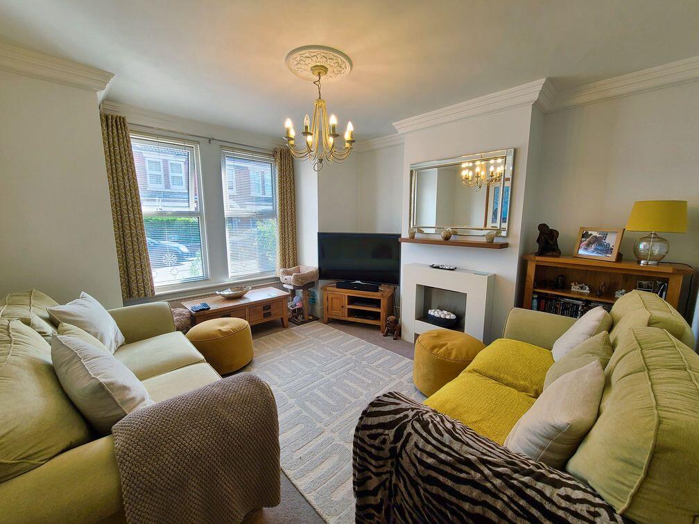House in Southampton - View 5