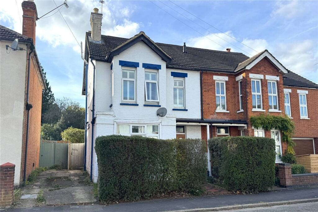 Main image of property: Elm Grove Road, Farnborough, Hampshire, GU14