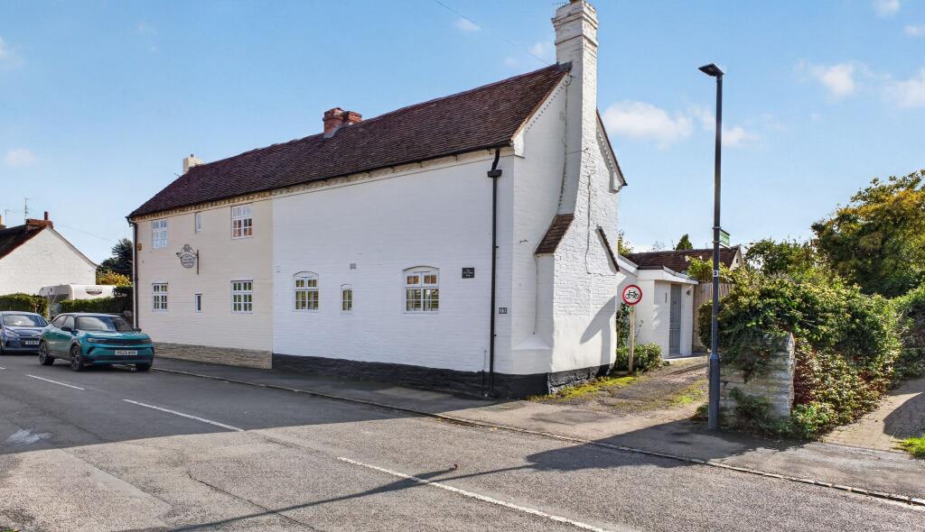 2-bed house on The Old Village Shop, High Street, Broom, Alcester, B50, £389,000