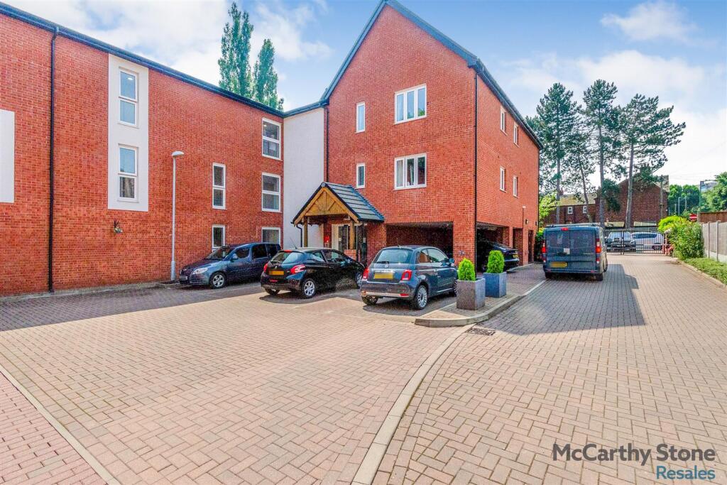 Main image of property: Kilhendre Court, 43 Broadway North, Walsall