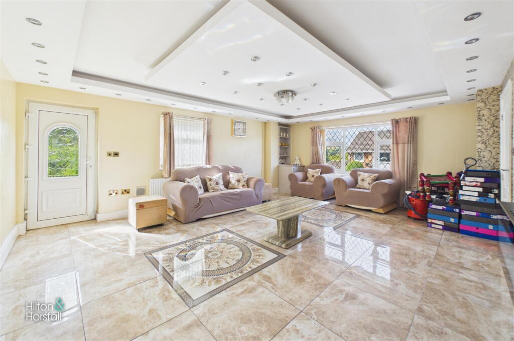 House in Blackburn - View 5