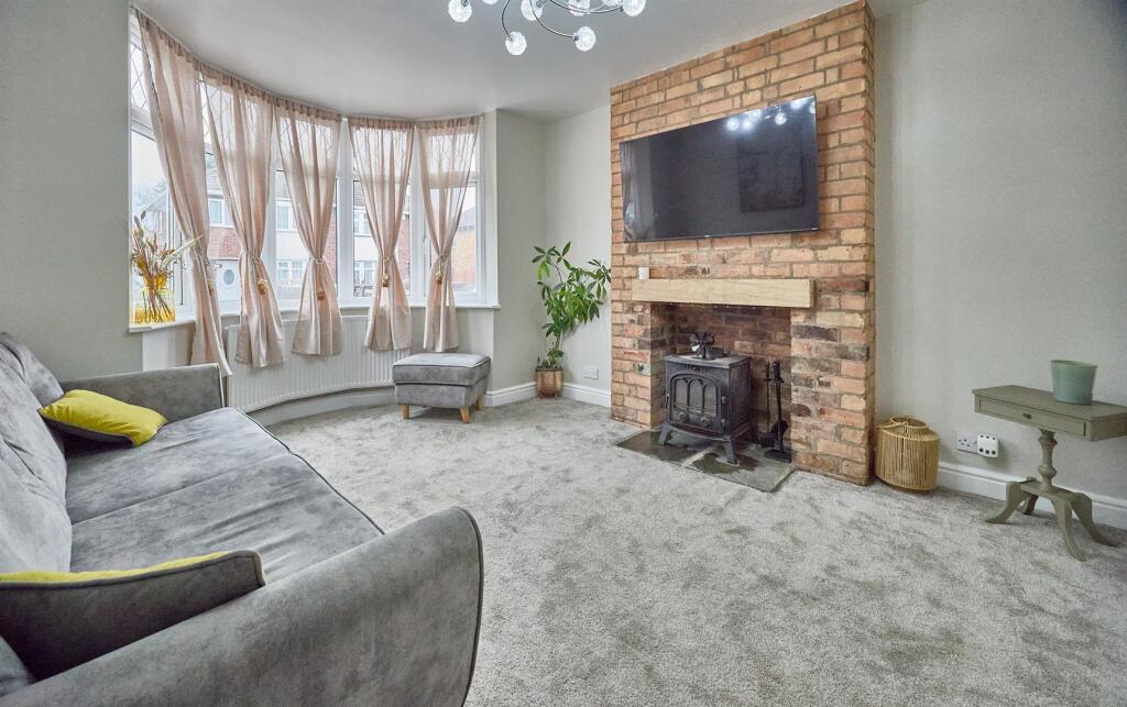 House in Hinckley and Bosworth, Barwell - View 2