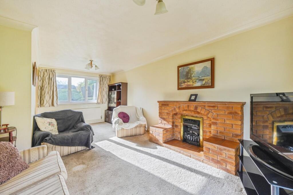 Additional image 4 of Greenacre Close, Tamworth